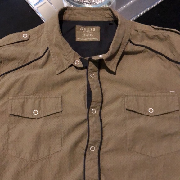 Men’s Guess Button Down Shirt Size XXL - Picture 3 of 3